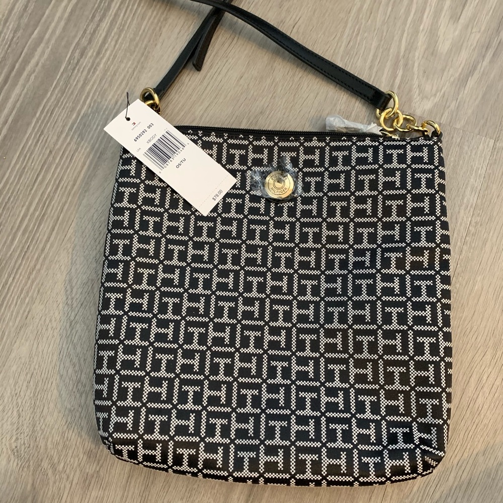BNWT Tommy Hilfiger Crossbody